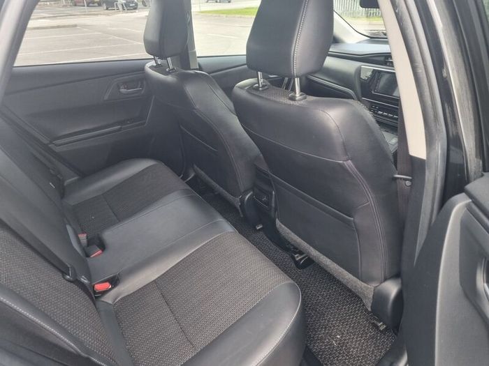 Toyota Auris 2016 1.8 Petrol Hybrid
