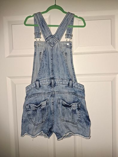 Bundle of denim dungarees, 8-9 yo