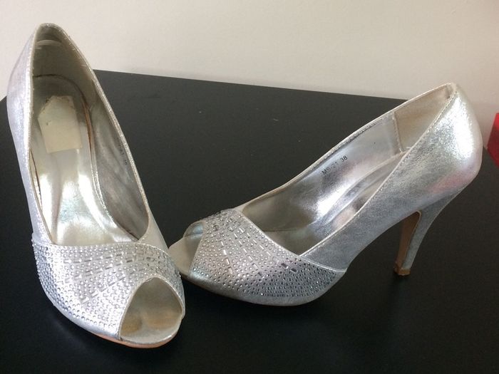Silver Shoes with diamonds