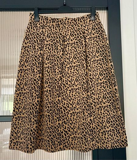 Marks and Spencer skirt Size 12