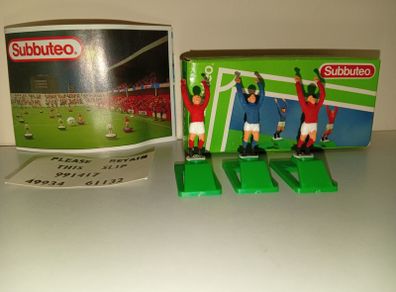 Vintage Subbuteo 61132 Throw In Takers Boxed Pair Red Blue Figures Waddingtons x 3