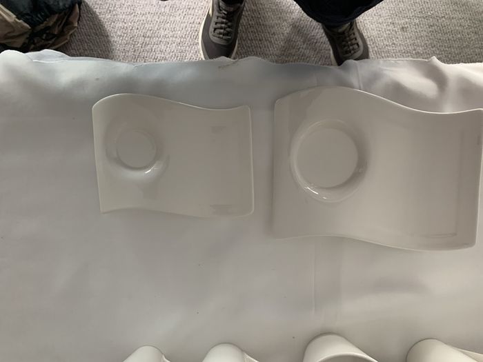 Villeroy & Boch New Wave cups & Saucers