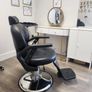 Barber / Beauty Reclining Chair Image 4