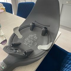 Cybex car seat and isofix base.