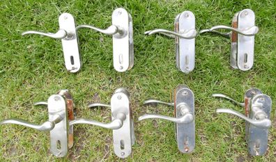 Door Handles (10 each)