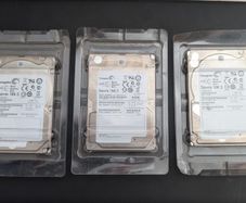 Seagate Savvio SAS Drives x 3