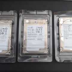 Seagate Savvio SAS Drives x 3