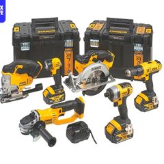Dewalt 6pc 18v Tstak kit and Tstak FM radio