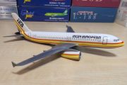 Inter European 1:200 scale model airplane, Airbus A320 aircraft