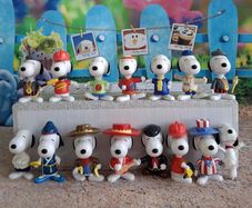 Bundle of Snoopy Dog mini toys M103