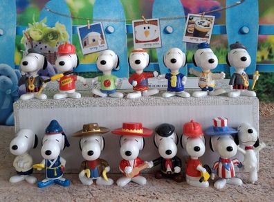 Bundle of Snoopy Dog mini toys M103