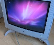 Vintage 17" Apple Studio Display CRT (Working) - Model M6496