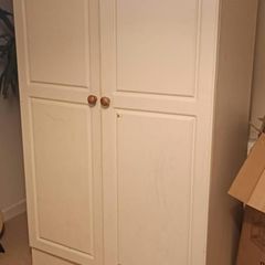pine wardrobe needs to be collected by the 24th of August