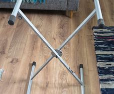 K&M Keyboard Stand - Rock Solid
