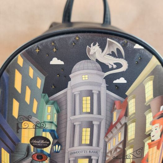 Loungefly backpack (new)