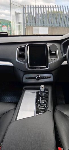 Volvo XC90 MomentumPro T8
