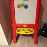 crayola easel Image 2