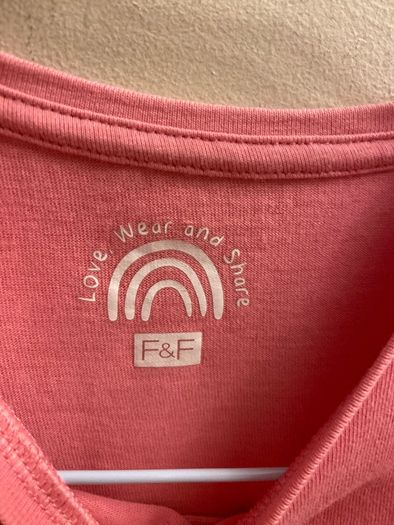 Pink top (age 2-3)