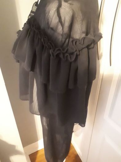 BNWT Stunning River Island Black Ruffle Bodysuit (Size 8)