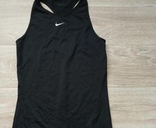 Nike Women's Vest size XS