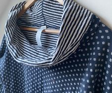 Seasalt Cornwall Organic Cotton Peach House Reversible Cowl Neck Top Navy Ditsy Stripe UK 10