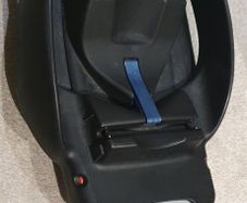 Maxi Cosi car seat base