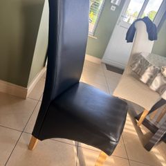 Dining chair