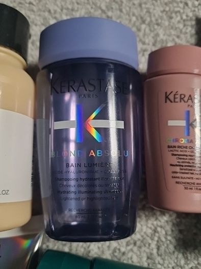 travel size Kerastase Resistance, including the Bain Force Architecte shampoo and Masque Force Architecte reconstructing mask and Ciment Thermique 50ml