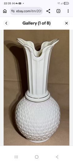 Belleek Paros 1946 Vase