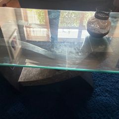 Rectangular coffee table