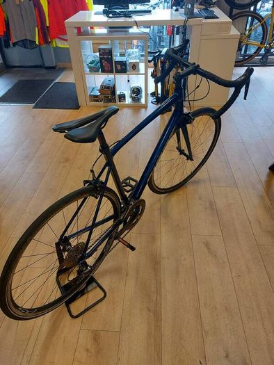 Giant Contend 1 road bike