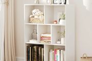 7 Cube Bookshelf, 3 Tier Modern White Bookcase with Legs, 31 inch Wooden Book Shelf, Toy Storage Organizer, Floor Standing Display Cabinet Rack for Hoom Office, White