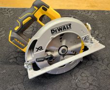 dewalt skilsaw