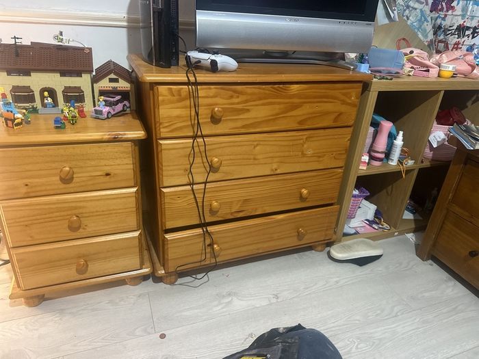 pine drawers and locker