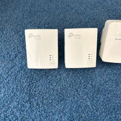 white TP-Link AV1000 Gigabit Powerline Adapters (model TL-PA7017 KIT)