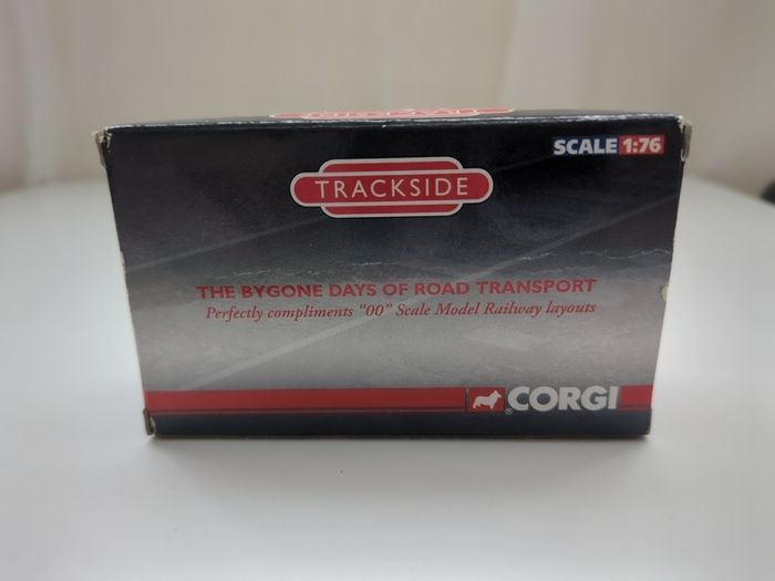 Corgi Trackside 1:76 Ford Transit Mk1 Van