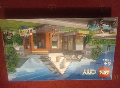 LEGO City 60398 Family House - RETIRED- Brand new - Unopened ( Box Wear)