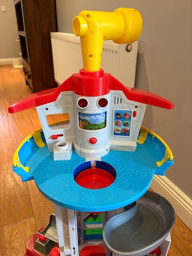 Paw Patrol bundle(Tower,  Vehicles and characters)
