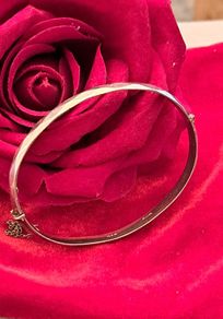 Vintage sterling silver bangle