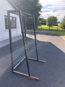 squat rack