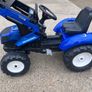 New Holland tractor and trailer Image 4