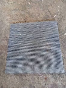 Mesh for National Hive Floor