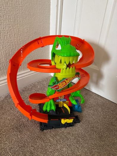 Hot wheels accessories