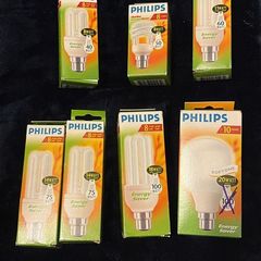 7 Philips Energy Saver Light Bulbs . New Boxed