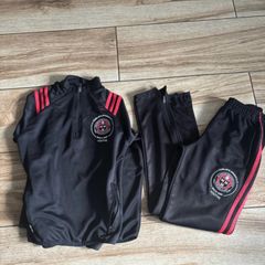 Bohs tracksuit youths top size 13. Legs size 11