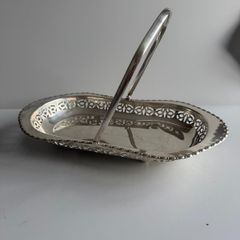 Stunning Vintage Oval Silver-Plated Cake/Bread Basket with Swing Handle - EJ EPNS
