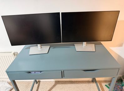 2x Dell U2422H UltraSharp 24 Inch Full HD (1920x1080) Monitor, 60Hz, IPS, 5ms, 100% sRGB, 2x USB-C, 2x DisplayPort, HDMI, 3x USB