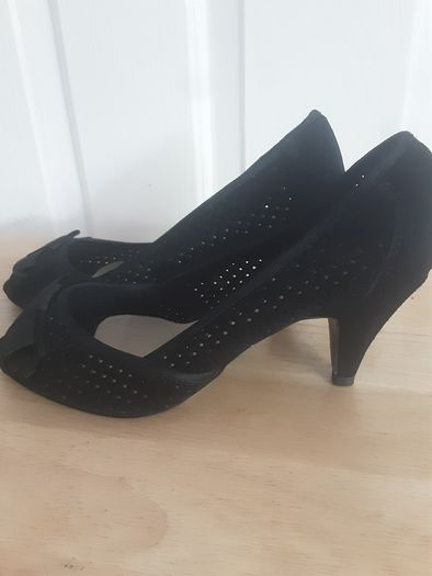 Shoes .. Size: 5 UK ..38 EU .. Signature  from Dunnes Stores now only 24.00euro