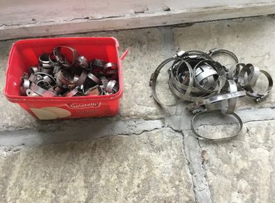 Hose clips