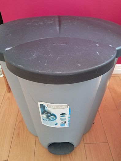 Curver Recycling Bin